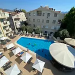 Club Karakas