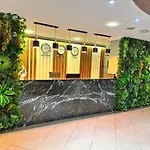 Club Karakas 2*