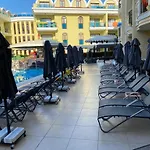 Club Karakas 2*