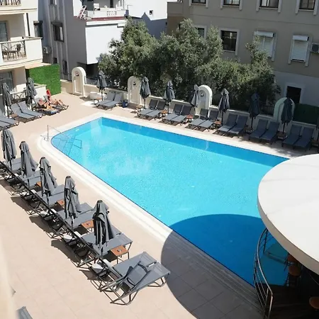 Club Karakas Hotel