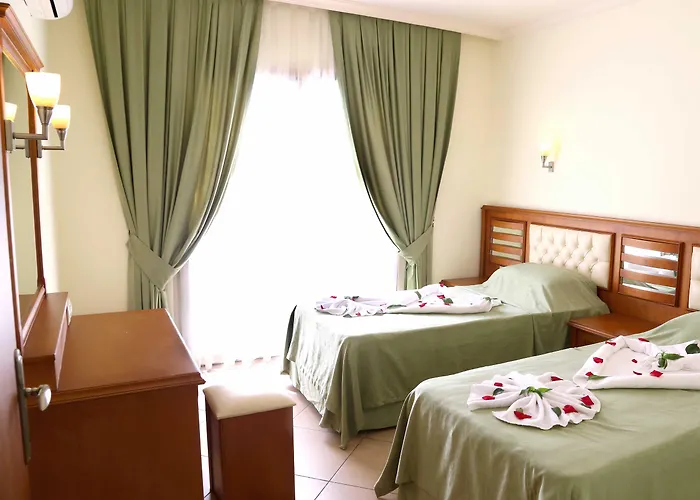 Club Karakas Μαρμαρίς