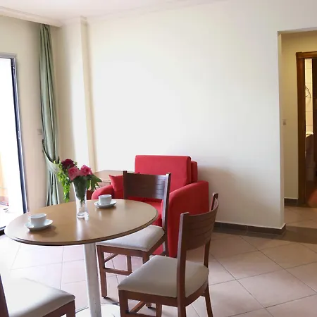 فندق Club Karakas مرمريس