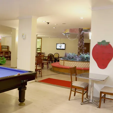 Club Karakas Отель 4*