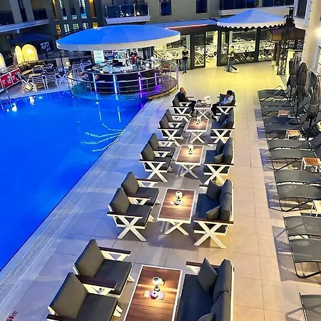 Club Karakas