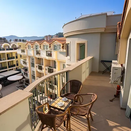 Club Karakas Отель 2*