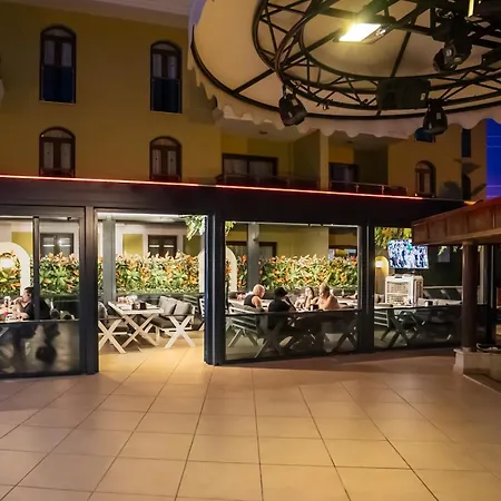 Club Karakas Отель