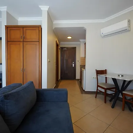 Club Karakas Ξενοδοχείο 2*