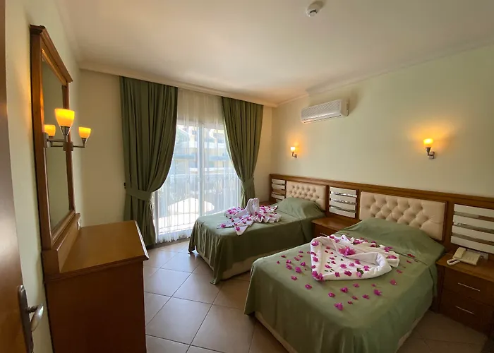 Hotell Club Karakas 2*